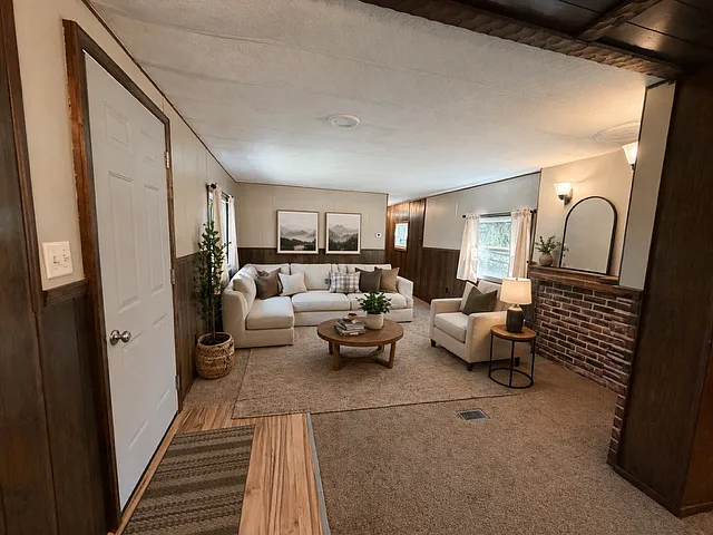 8730 Carlisle Rd — Photo 2