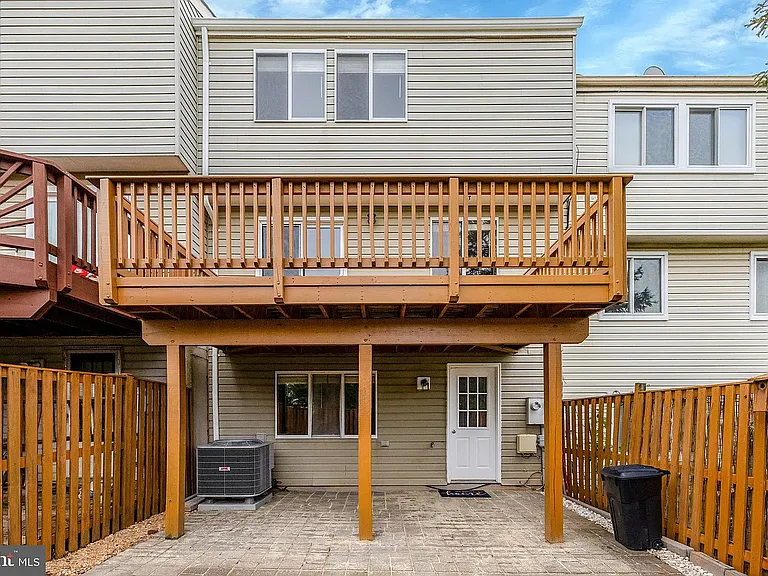 3717 Keefer Ct — Photo 8