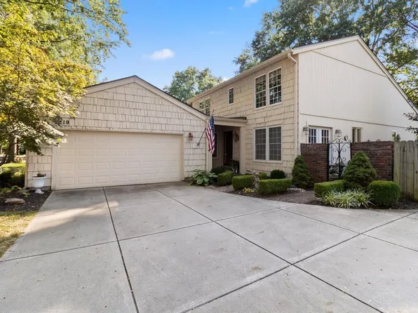 2219 Condolea Ter, Leawood, KS 66209