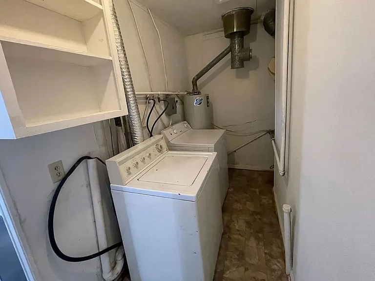 2806 Elk St — Photo 7