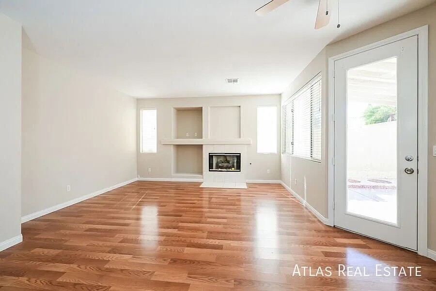 *Coming Soon* 4-Bedroom, 3-Bath Home With Bedroom Downstairs And 3-Car Garage In Silverado Ranch! — Photo 4
