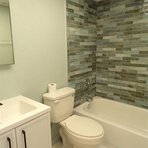 4016 Oakview Dr #J9 — Photo 16
