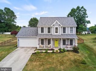 312 Emily Ln, New Cumberland, PA 17070