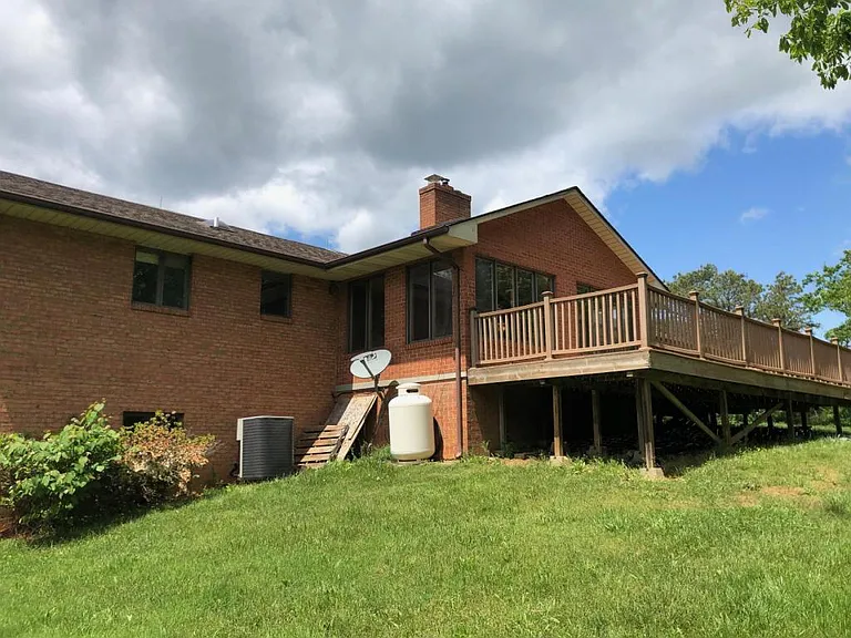 2293 Riner Rd — Photo 17