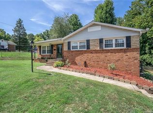 1838 Northcliff Dr, Charlotte, NC 28216