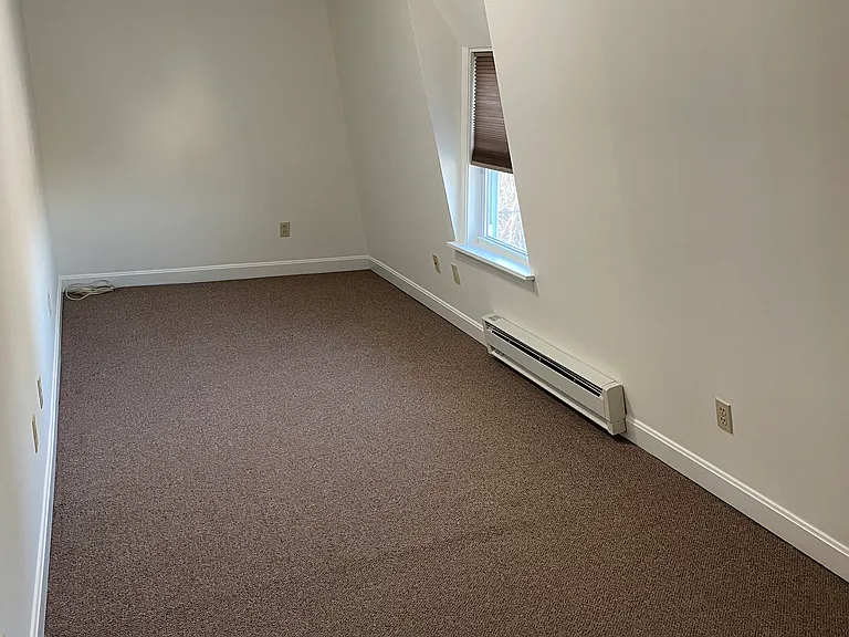 17 Manns Ct #3 — Photo 5