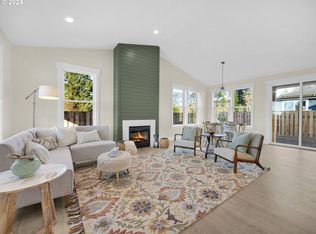 1521 Sunlit Ln, Seaside, OR 97138