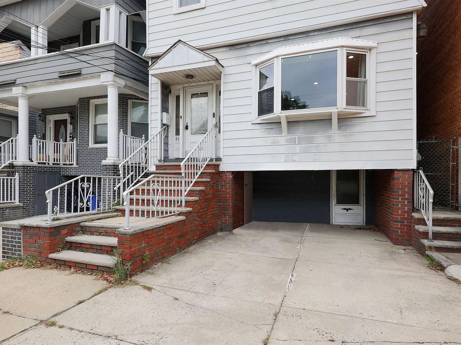 2 bed, 1.0 bath, $2,800 — Photo 1