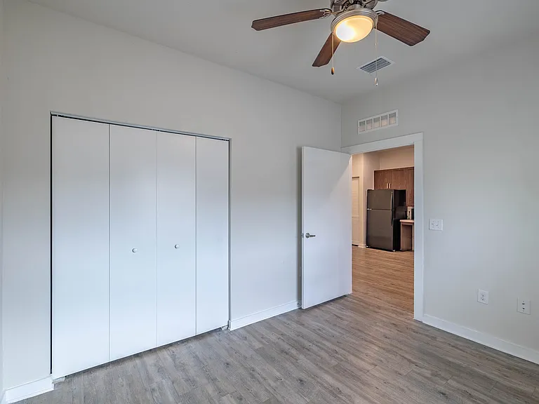 380 NE 4th Ave #17-103 — Photo 13