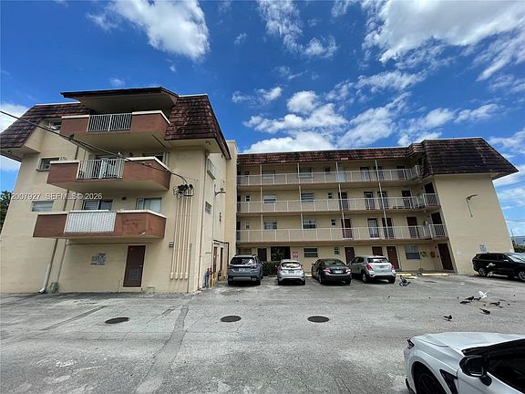 2nd image of 680 Miller Dr #W-401