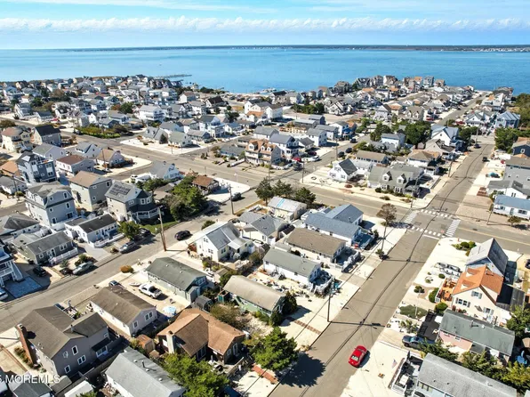 115 Midway Ave, Seaside Park, NJ 08752