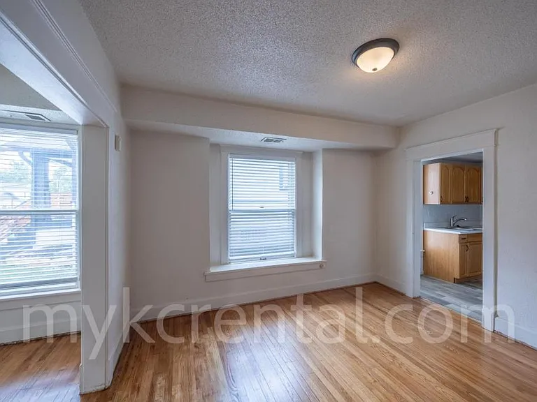 4306 Fisher St — Photo 25
