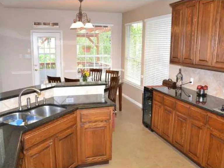 10604 Chestnut Ridge Rd — Photo 11