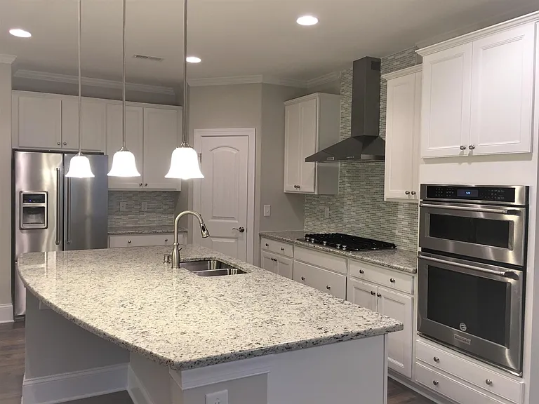 212 Daymire Glen Ln — Photo 16
