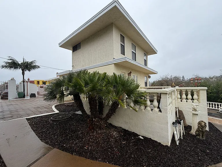 3013 Horton Ave — Photo 31