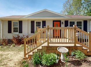 1304 Breeze Ln, Clarksville, TN 37040