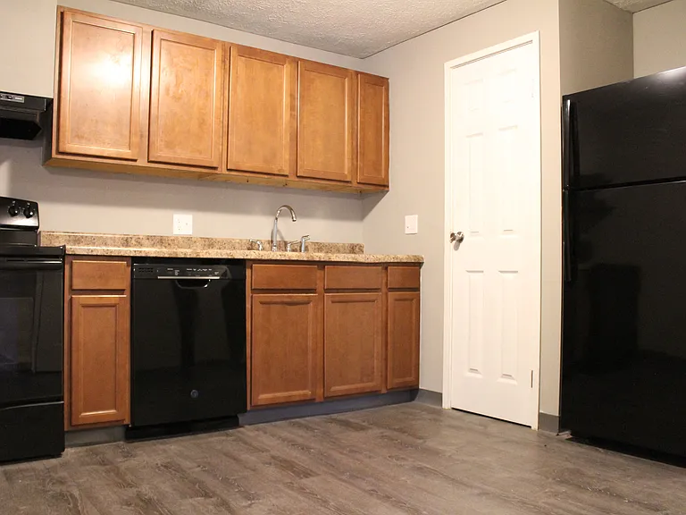 Quail Meadow Apartments — Photo 13