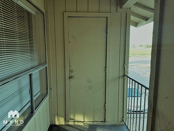 3rd image of 6657 W Ocotillo Rd APT 201