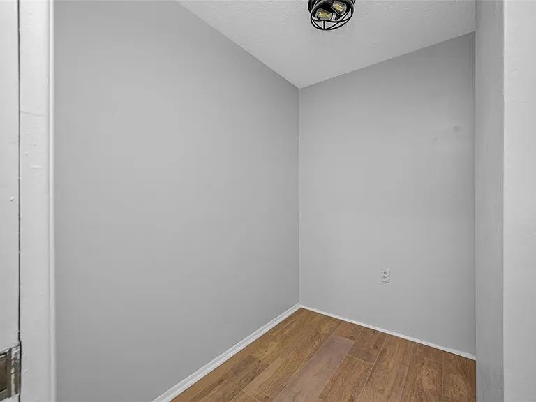 1932 Oro Ct — Photo 59
