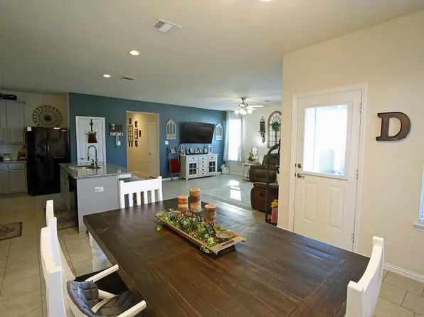 13346 Pecan Trails Dr, Santa Fe, TX 77510