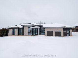 130 Dale Cres, Bradford West Gwillimbury, ON L0L1L0