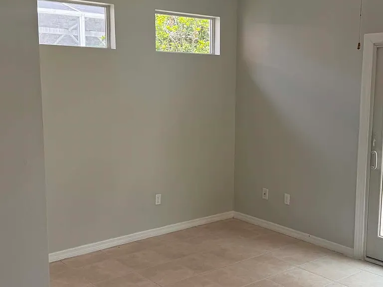 14313 Laurelton Dr — Photo 30