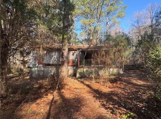 9454 Tine Rd, Fayetteville, NC 28314