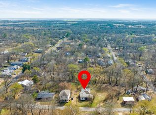 1080 Hearon St, Paris, TX 75460