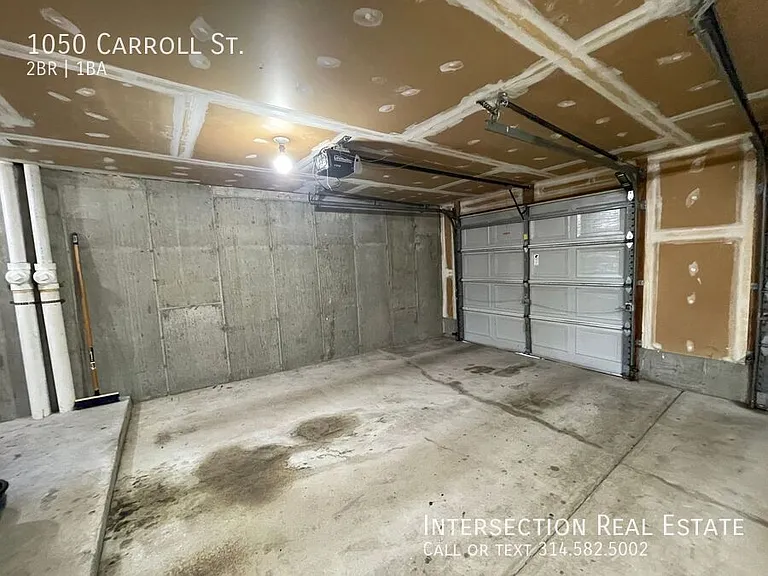 1050 Carroll St — Photo 18