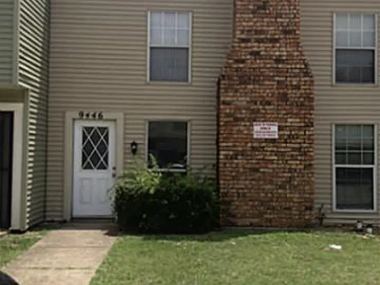 9446 Olde Village Ct — Photo 1