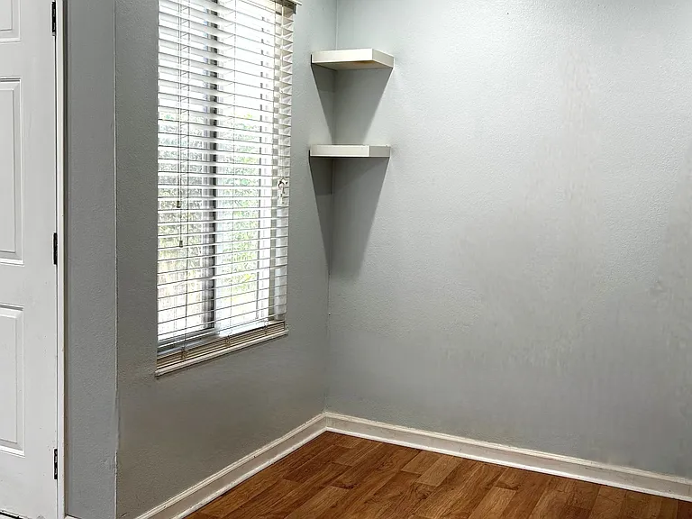 4752 Jaques Ct — Photo 13