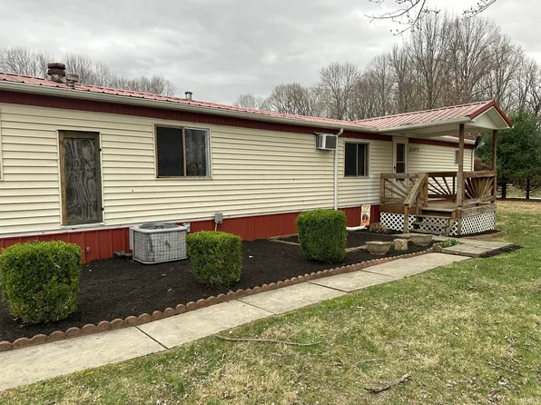 153 Patricia Ln, Bedford, IN 47421
