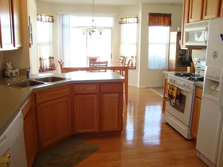 1135 Heron Cir #1 — Photo 2