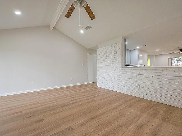6919 Maczali Dr — Photo 5