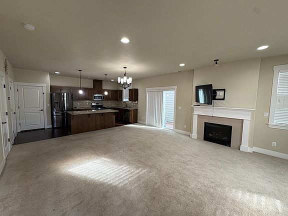 4th image of 445 SW Aldea Ter