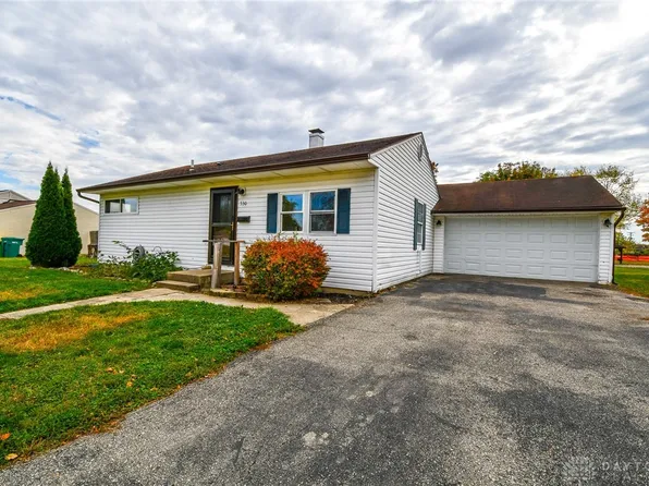 530 N Scott St, New Carlisle, OH 45344