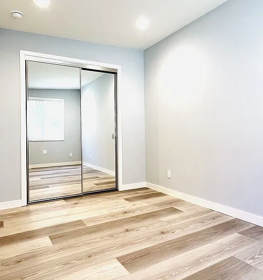 1056 Winchester Ave #B — Photo 22