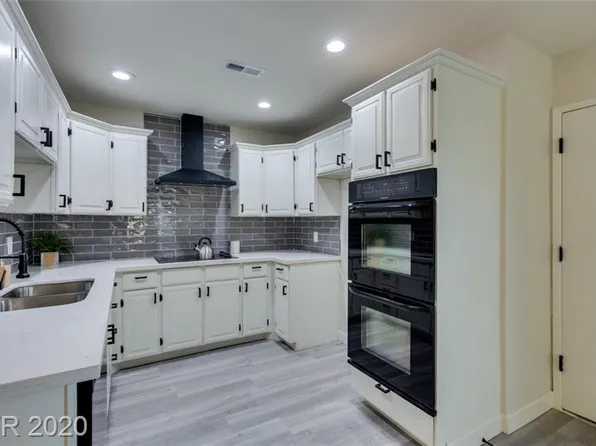 2799 Heritage Dr, Las Vegas, NV 89121