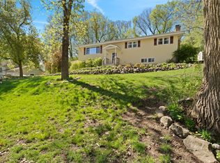 213 Kohl Ave, Spring Grove, IL 60081