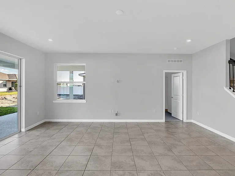 1st Floor Family Room