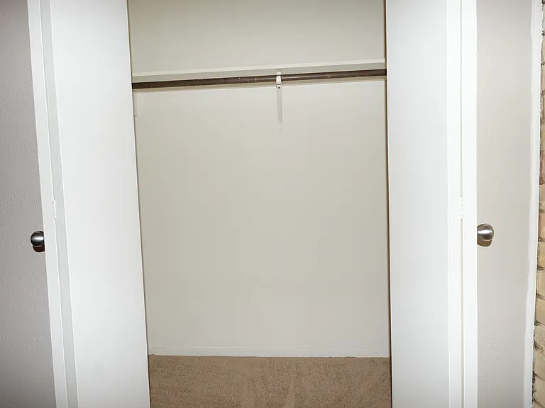 7727 Meadow Park Dr #111 — Photo 16