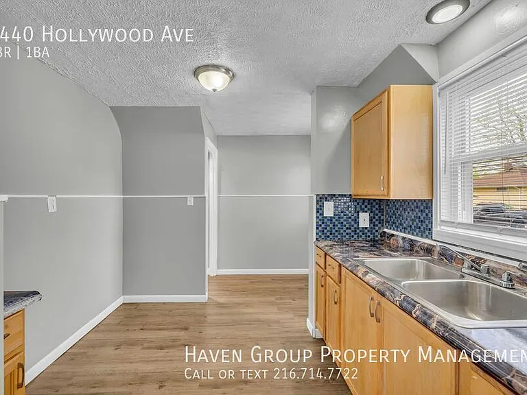 5440 Hollywood Ave — Photo 8