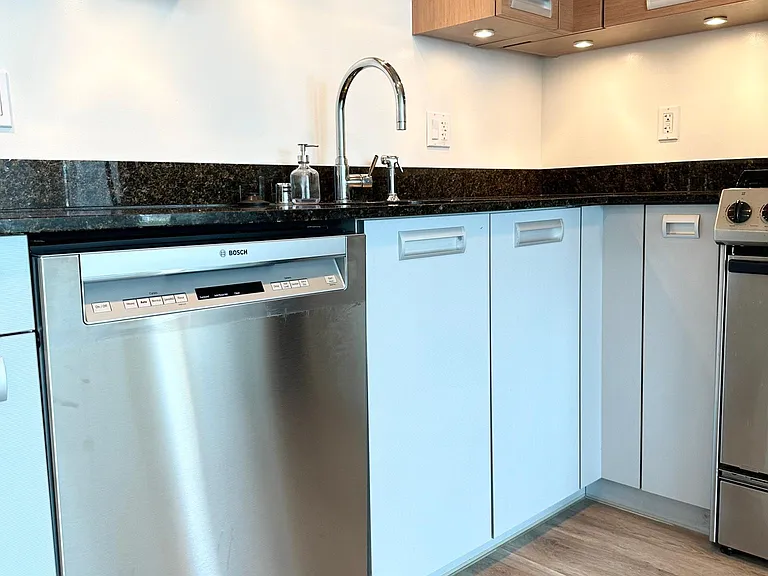 300 Berry St #806 — Photo 17