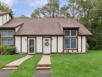 120 Fieldstone Court, Middle Island, NY, 11953