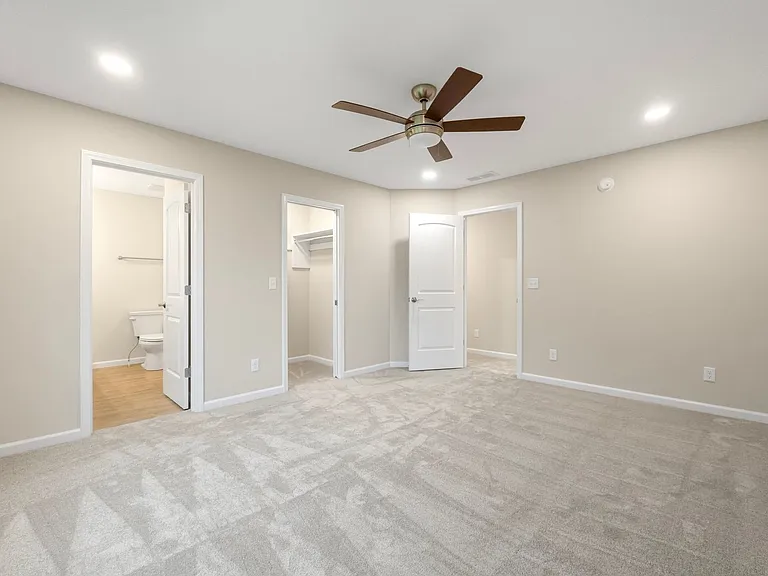 305 E Toledo St — Photo 23