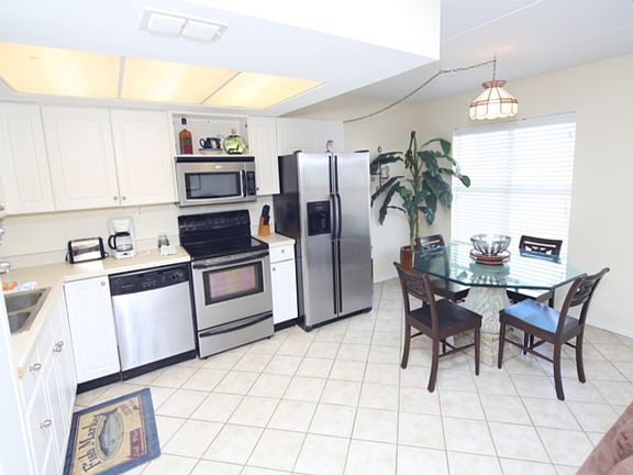 2nd image of 123 E Amberjack Casa Del Sol Condos #301