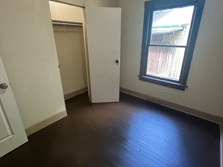 630 Willis Ave #1-2-4 — Photo 10