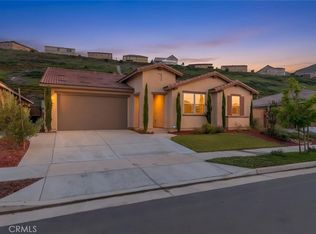 2690 Santa Fiora Dr, Corona, CA 92882