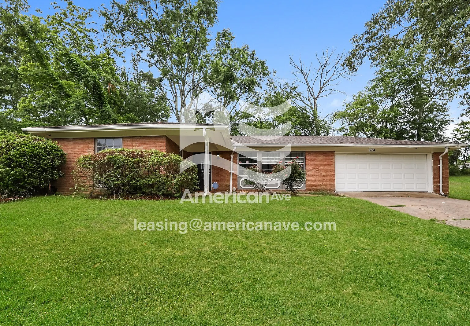 3 bed, 2.0 bath, 1130 sqft, $1,172 — Photo 1
