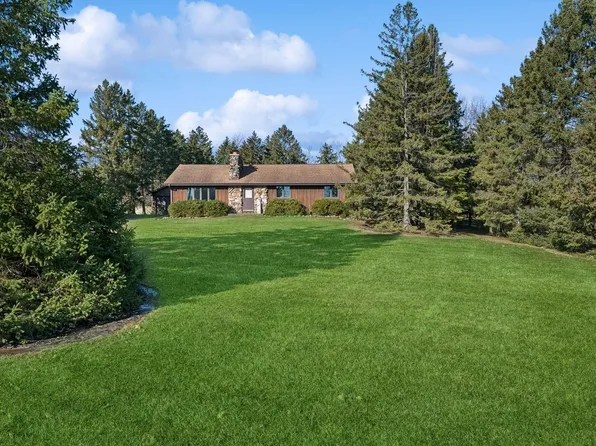 39160 N Winchester Rd, Wadsworth, IL 60083